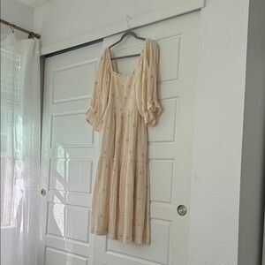 Chic Cream Long Sleeve Dress